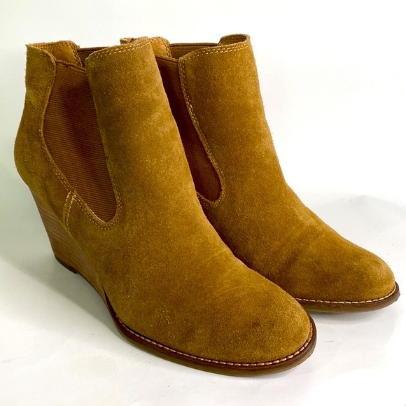 LUCKY BRAND Yamka Tan Suede Wedge Chelsea Stacked Heel Bootie Shoes Size 8 - Picture 13 of 13